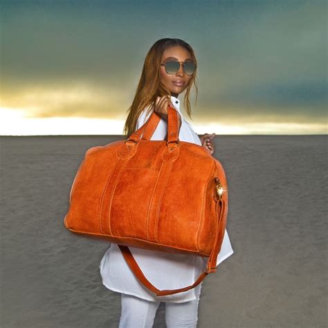 cynthia bailey luggage.